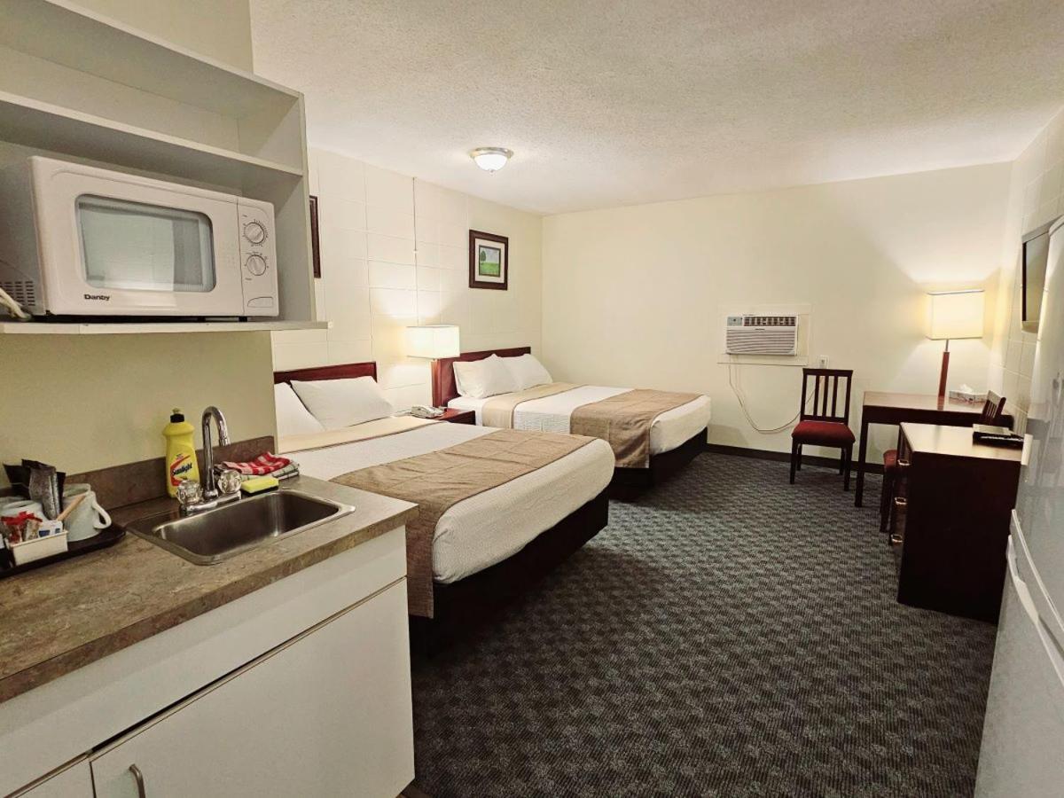 Canadian Motor Inn Grande Prairie Luaran gambar