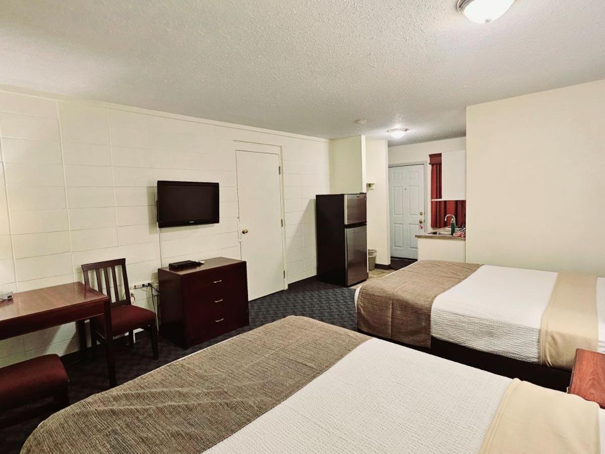Canadian Motor Inn Grande Prairie Luaran gambar